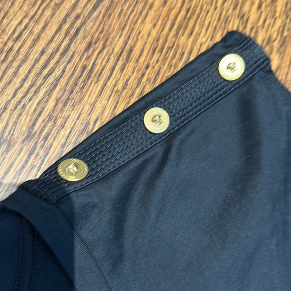 Versace black and gold sleeveless T-shirt - Picture 4 of 5